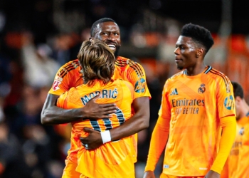 মদ্রিচের সমতা ফেরানো | এক্স