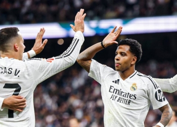 শীর্ষে রিয়াল মাদ্রিদ | এক্স