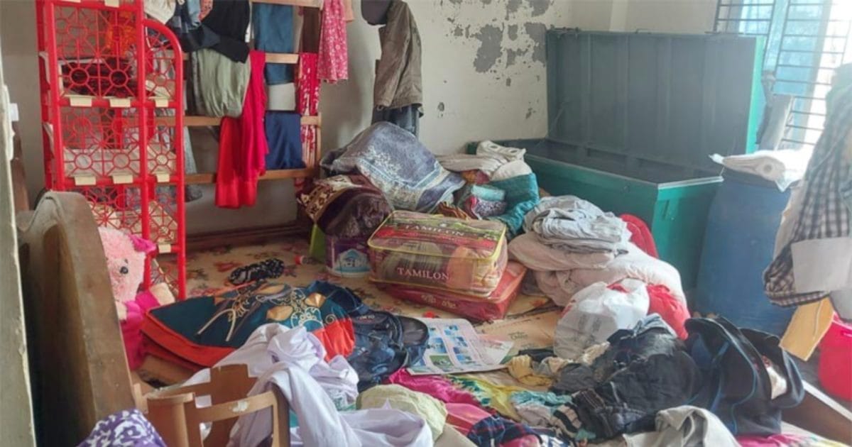 Daring Burglary in Kuakata | Spostobadi Daring Burglary in Kuakata Two Houses Robbed in One Night Cash and Gold Looted