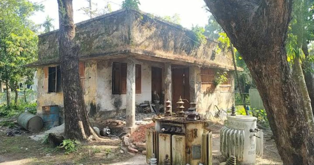 Kalapara Palli Bidyut | Spostobadi Attempted Theft at Kalapara Palli Bidyut Office Loss Exceeds One Lakh Taka